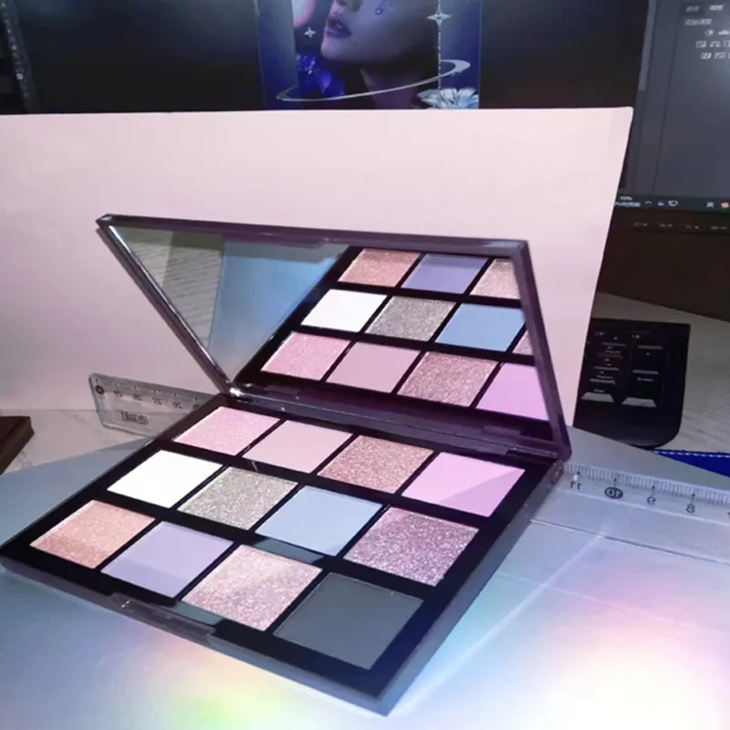 12 Farben Multifunktionsgesichtspalette